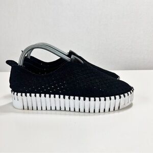 Ilse Jacobsen Tulip Flats Womens Size 40 Perforated Comfort Shoe In Black